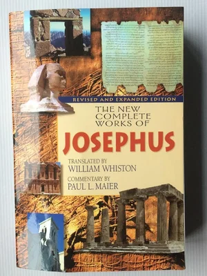 The New Complete Works of Josephus (Revised and Expanded) Paperback