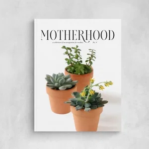 Motherhood Magazine No.4