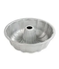 USA Fluted Tube Cake Pan 9.5"