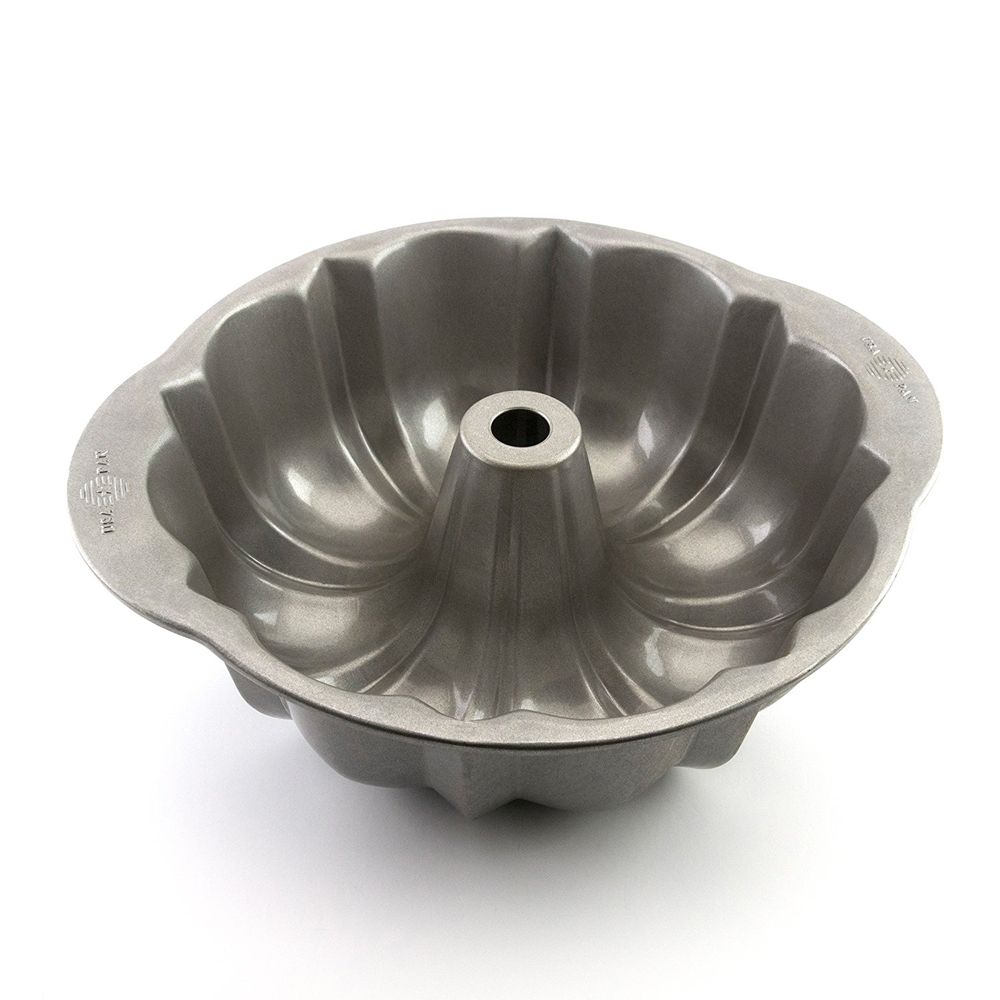 Image of USA Fluted Tube Cake Pan Bundt