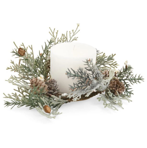 Image of Candle Ring w/ Cedar & Pinecones 8’x8′