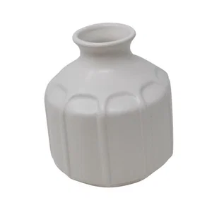 Vase White