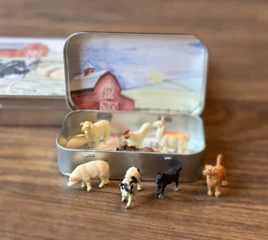 Farm - Mini Magnetic Animal Tin