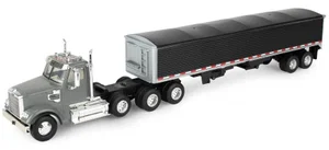 1:32 Freightliner 122SD Semi with Grain Trailer