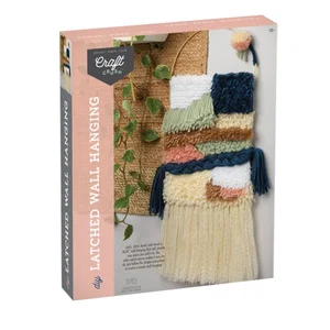 Craft Crush DIY Latched Wall Hanging