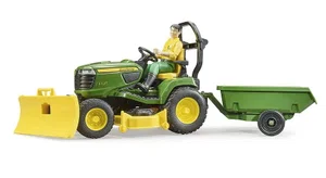 John Deere Lawn Tractor with Trailer and Figure bworld