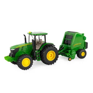 1:32 7270R Tractor with 560R Round Baler